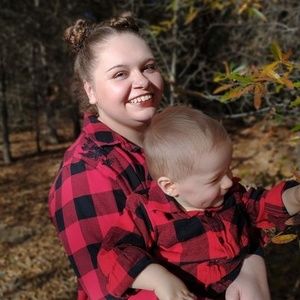 Meet your Posher, Desi